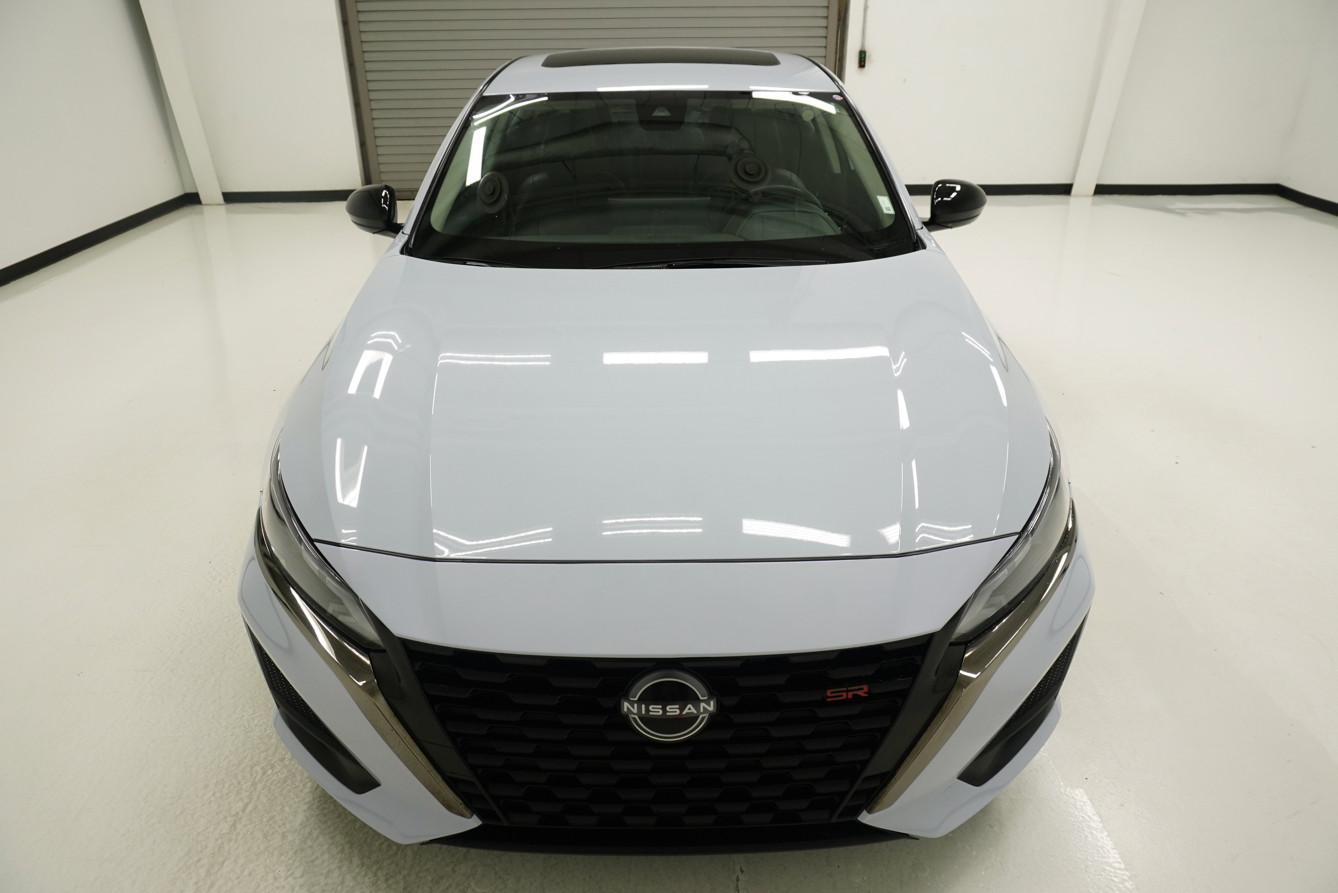 Used 2023 Nissan Altima 2.5 SR w/ SR Premium Package FWD image 2