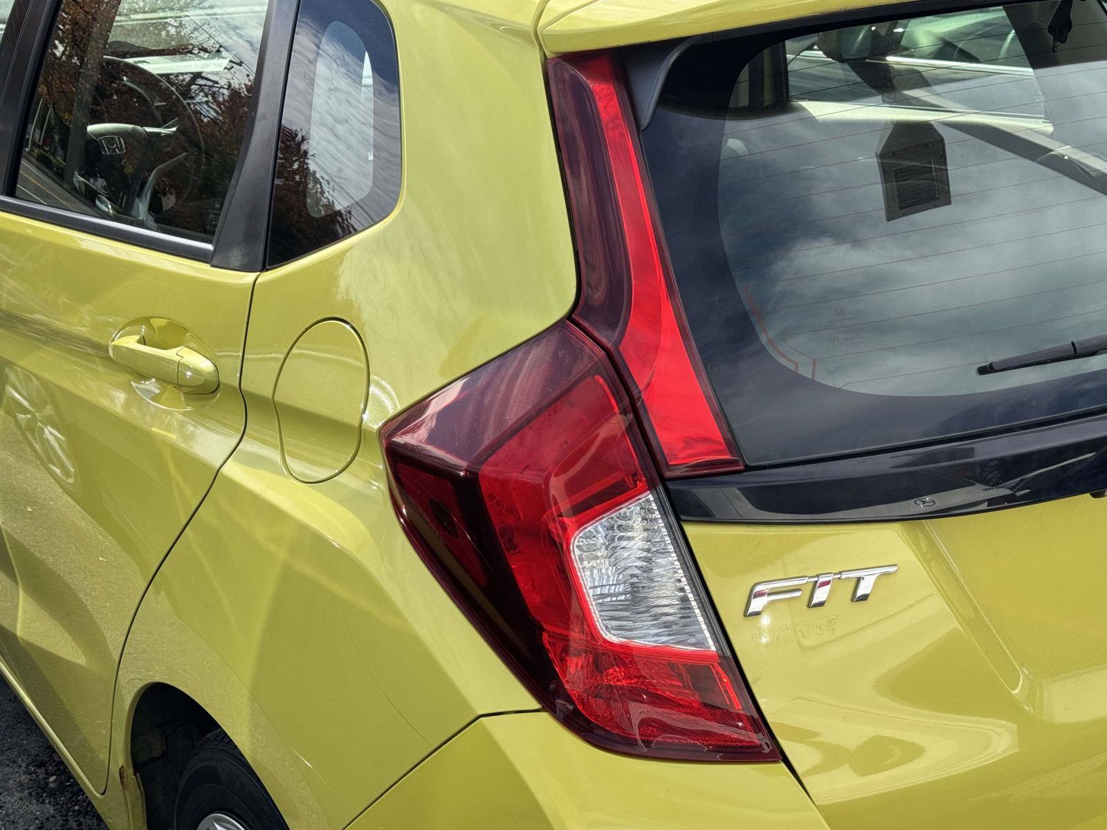 Used 2016 Honda Fit LX image 7