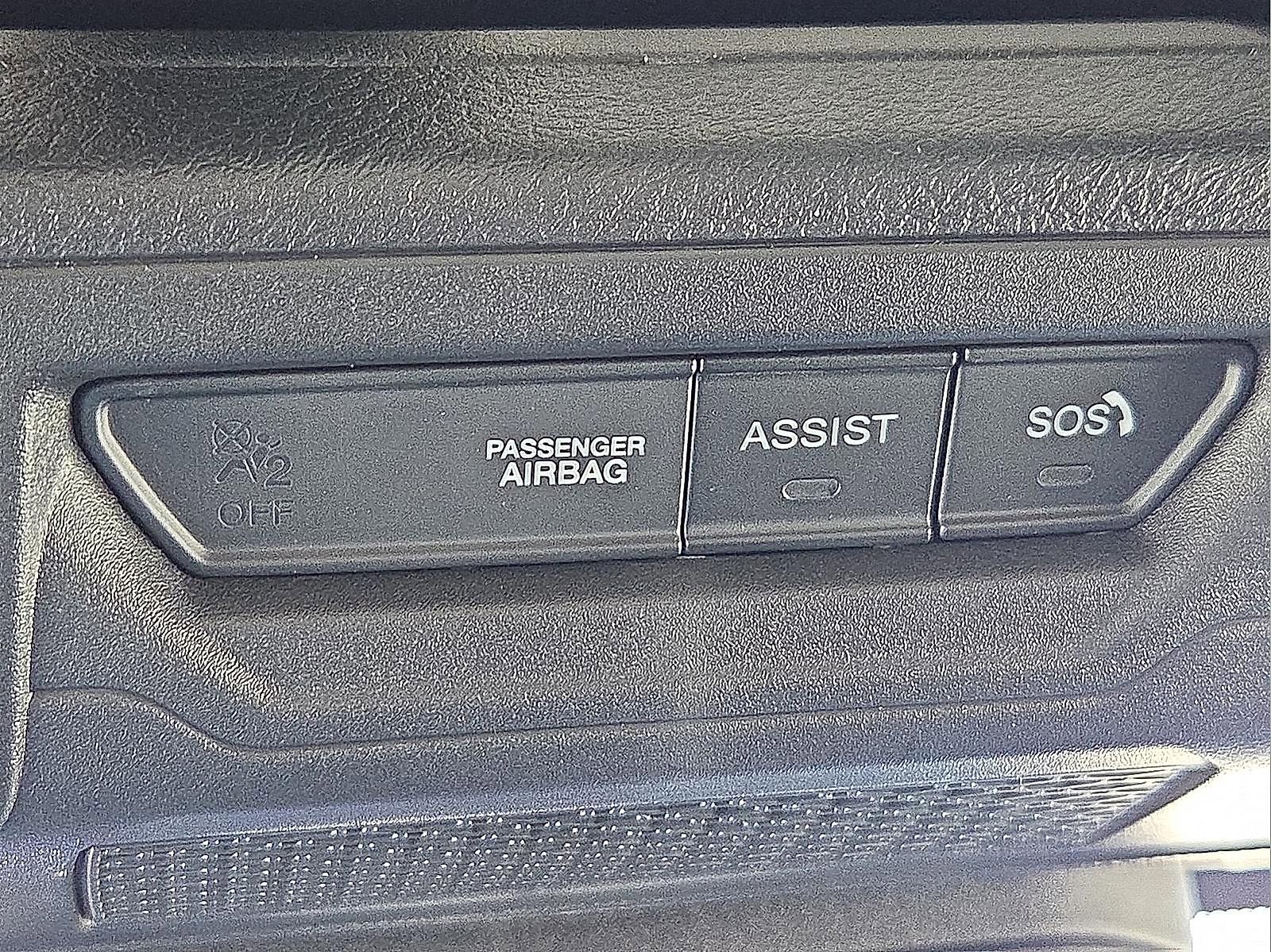 New 2026 Jeep Wrangler Unlimited Rubicon w/ Xtreme 35 Tire Package image 22