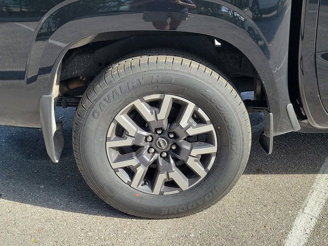 Certified 2024 Nissan Frontier SL w/ Technology Package image 13