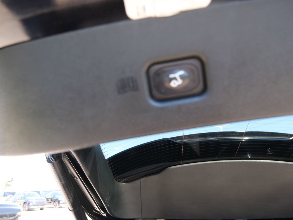 Used 2019 Lincoln Nautilus Reserve image 39