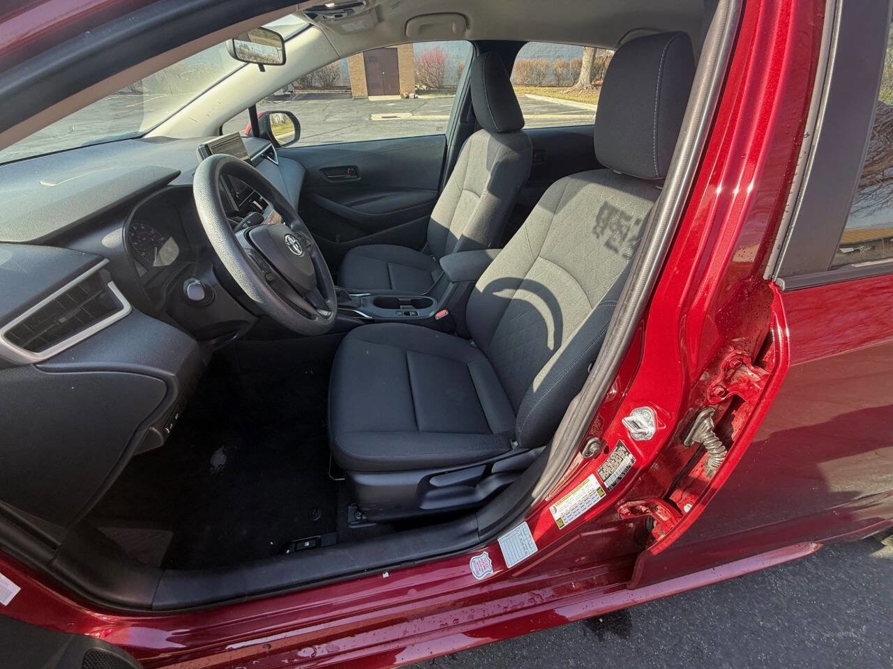 Used 2024 Toyota Corolla LE image 9