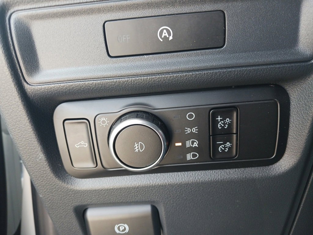 New 2025 Ford F150 XL w/ Equipment Group 103A High image 51