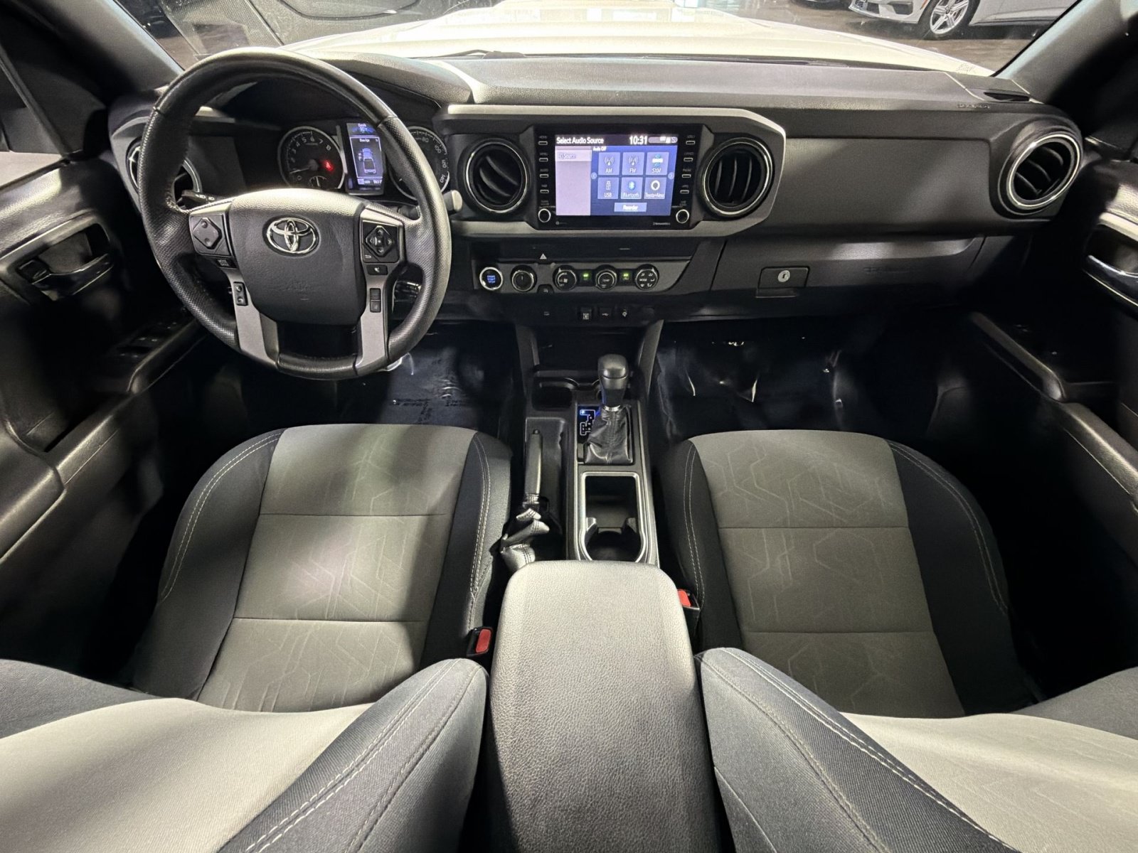 Used 2020 Toyota Tacoma TRD Sport AWD/4WD image 34