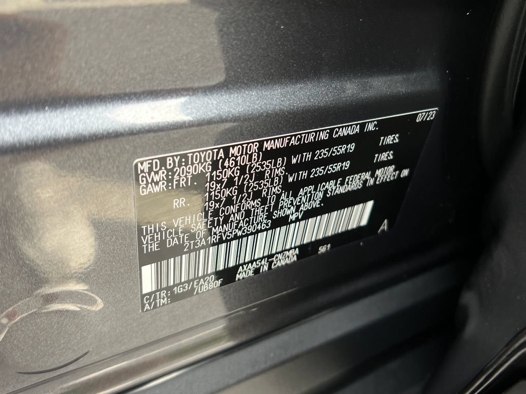 Used 2023 Toyota RAV4 XLE Premium AWD/4WD image 28