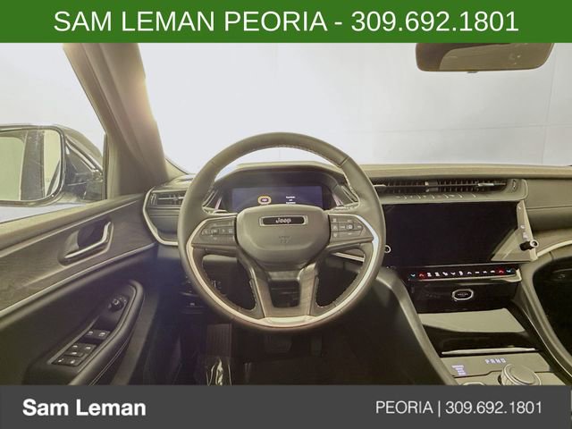 New 2026 Jeep Grand Cherokee L 4WD image 11