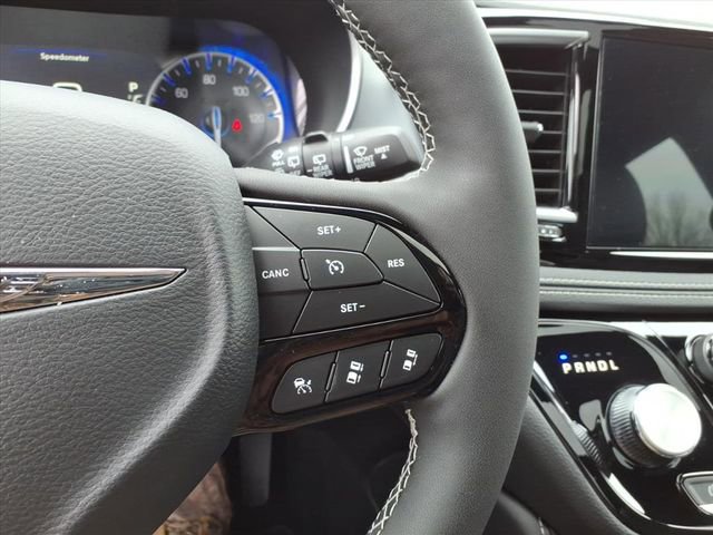 New 2026 Chrysler Pacifica Limited w/ S Appearance Package image 21