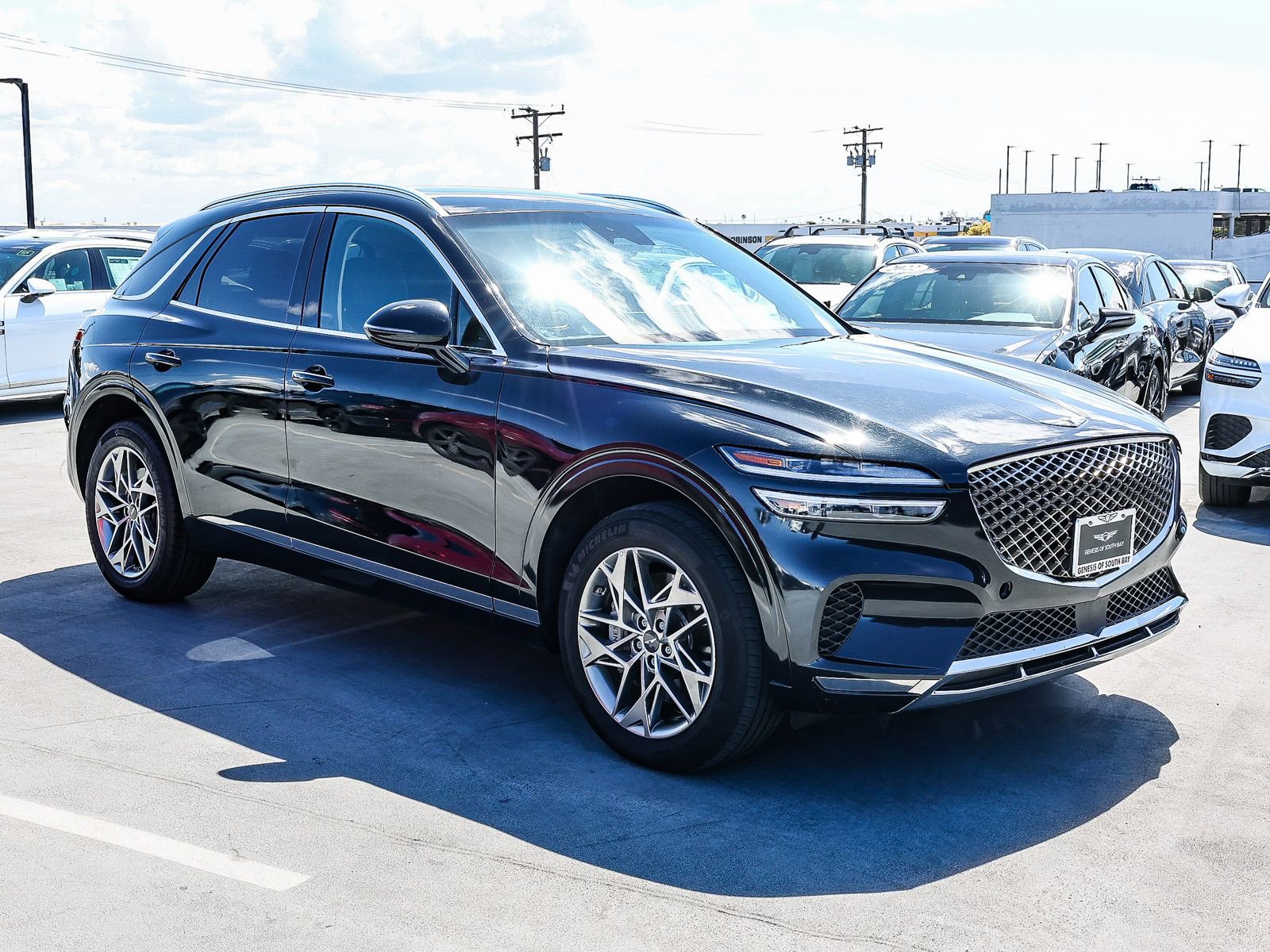 Used 2025 Genesis GV70 2.5T AWD/4WD image 3