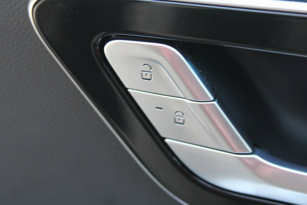 Certified 2025 Mercedes-Benz E 350 4MATIC Sedan image 20