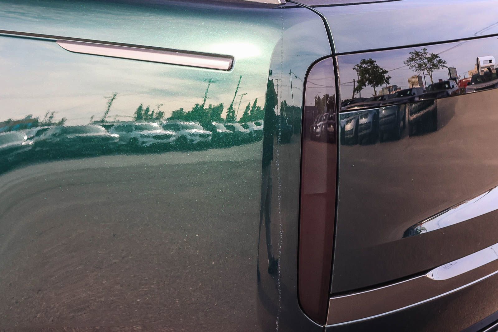 New 2026 Land Rover Range Rover SE image 11