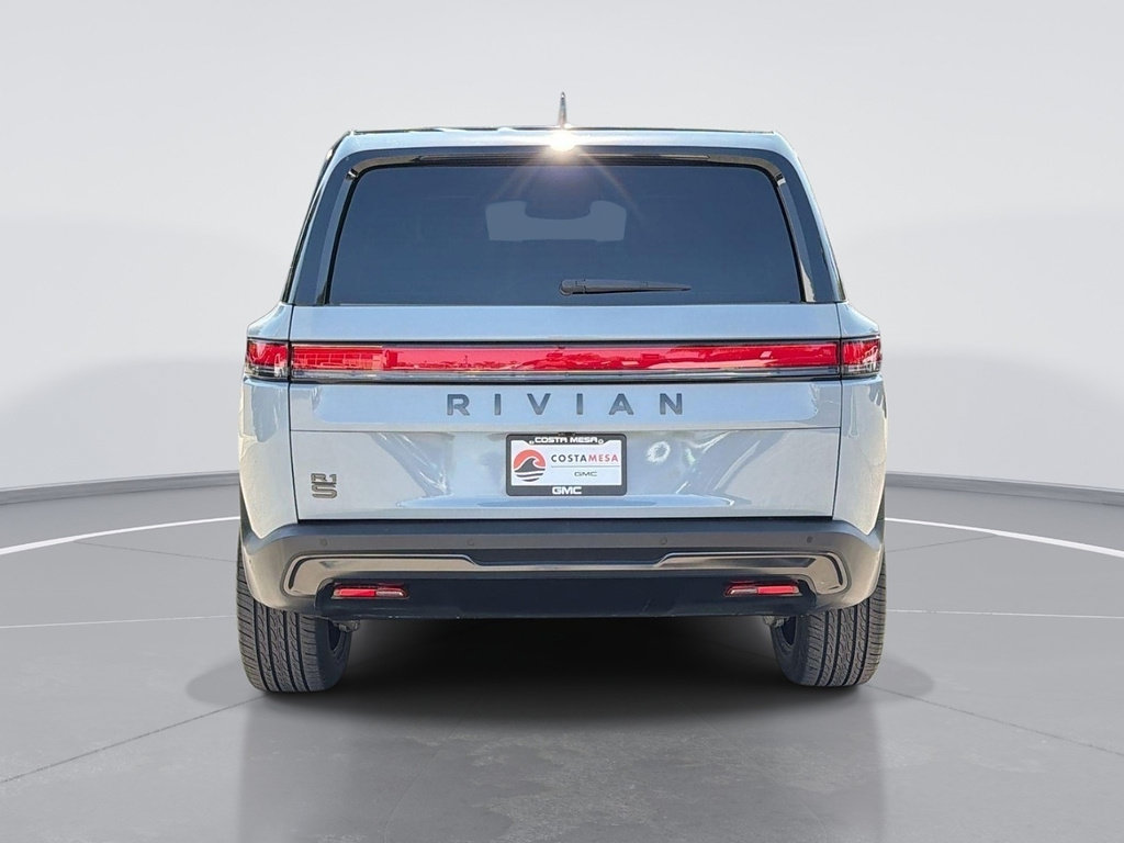 Used 2026 Rivian R1S Adventure Dual AWD/4WD image 4
