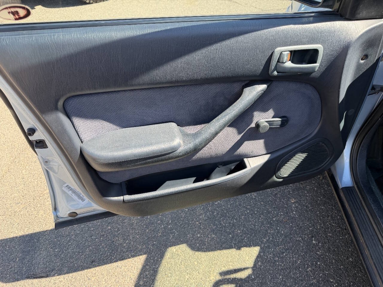 Used 1992 Toyota Camry Deluxe FWD image 24