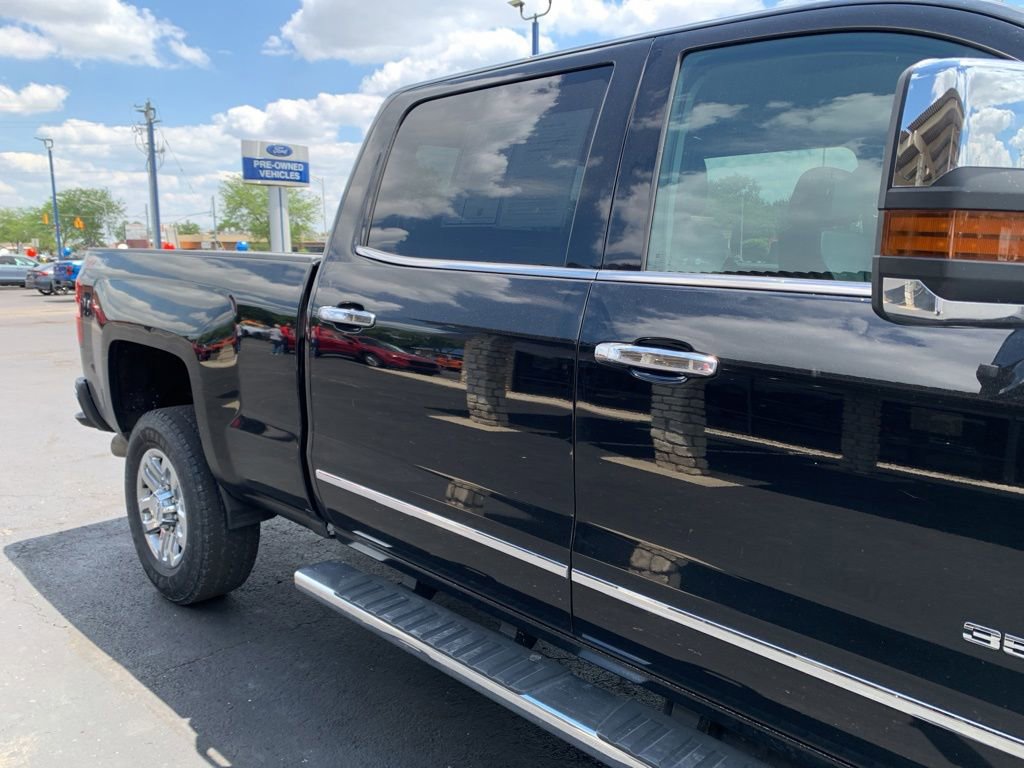Used 2017 Chevrolet Silverado 3500 LTZ w/ Duramax Plus Package AWD/4WD image 15