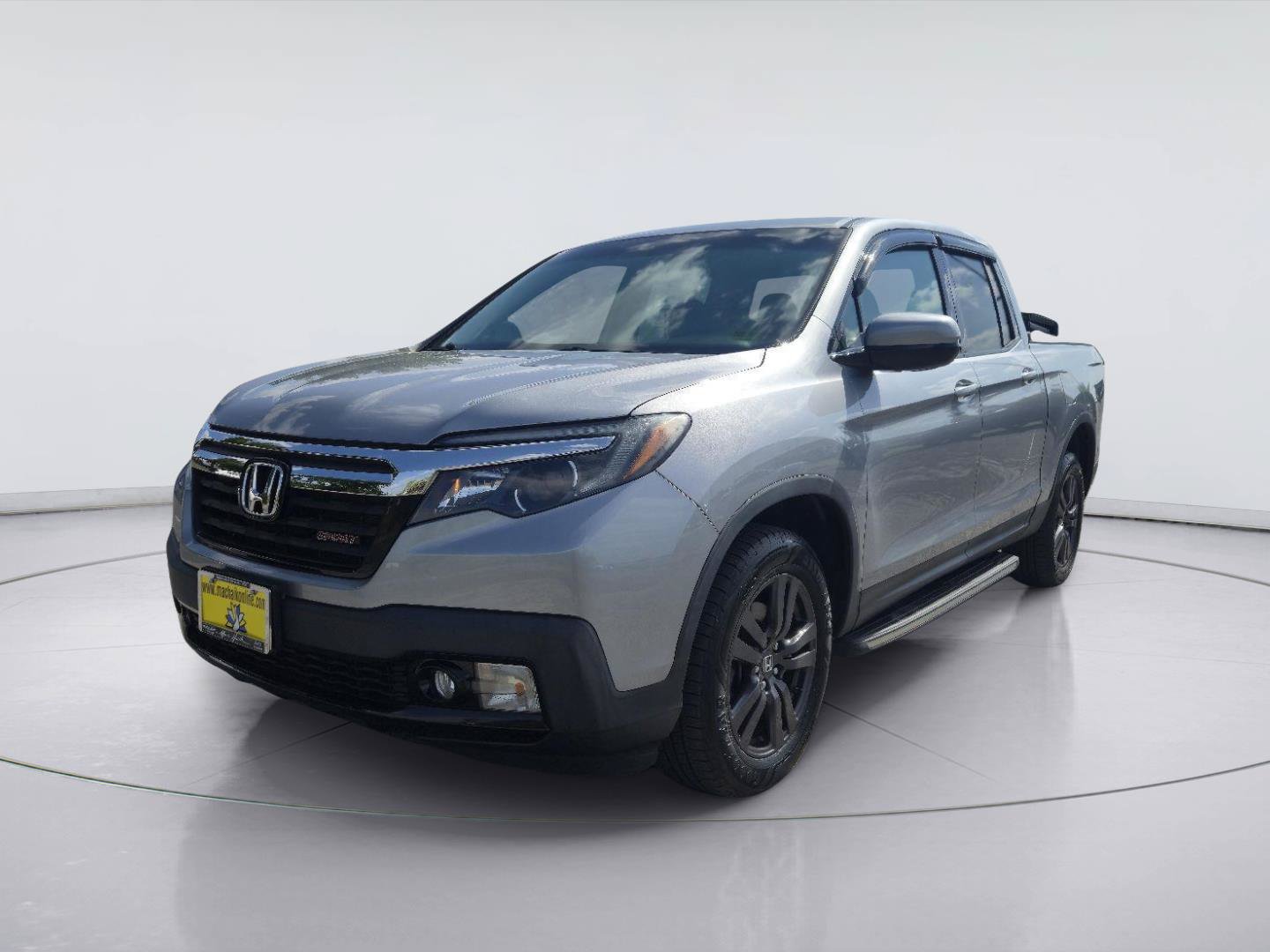 Used 2018 Honda Ridgeline Sport image 1