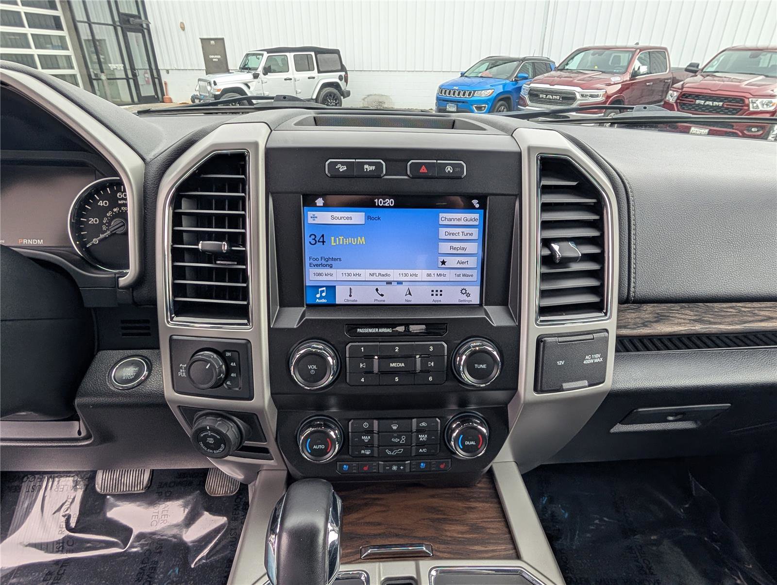 Used 2019 Ford F150 Lariat image 17