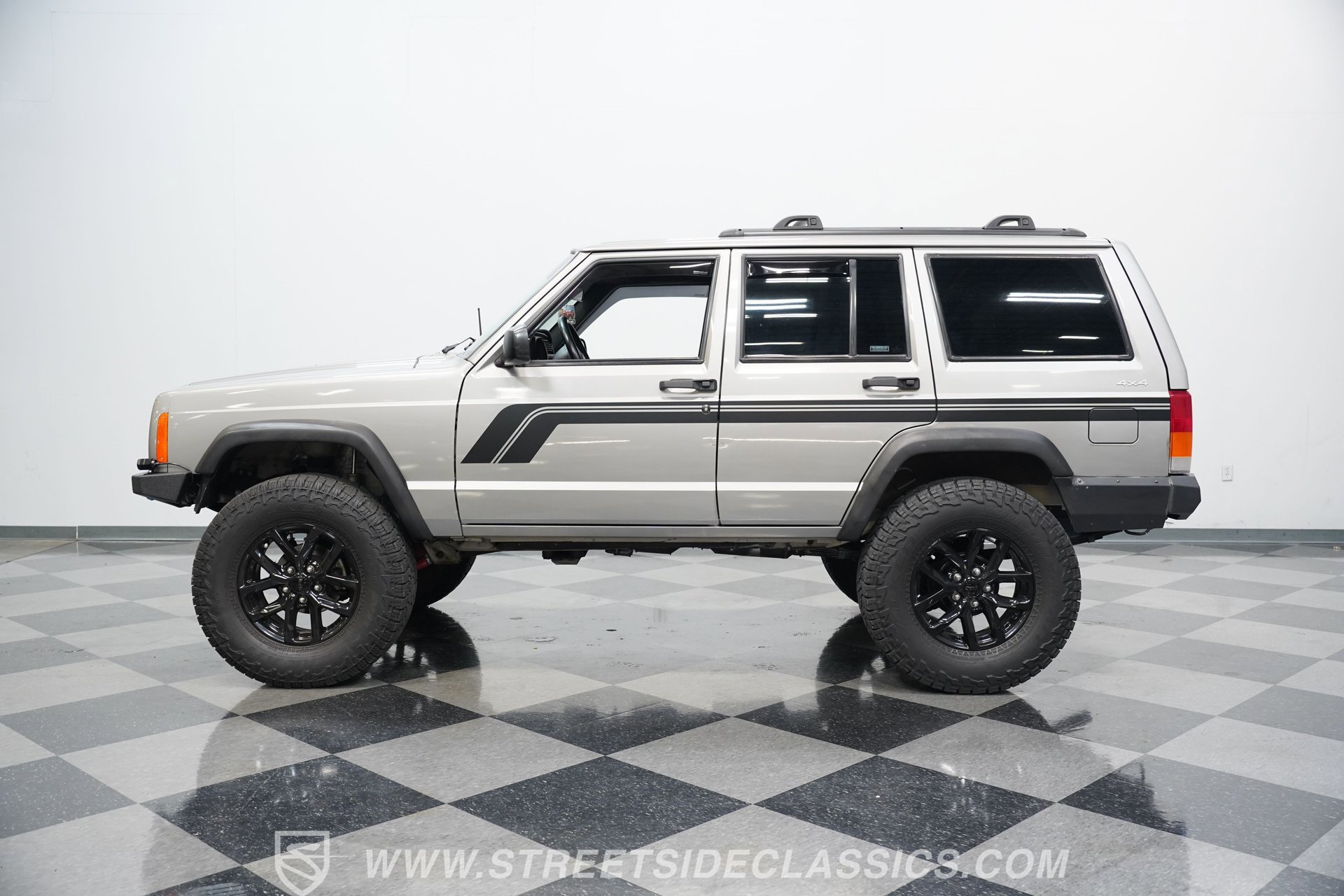 Used 2000 Jeep Cherokee SE image 7