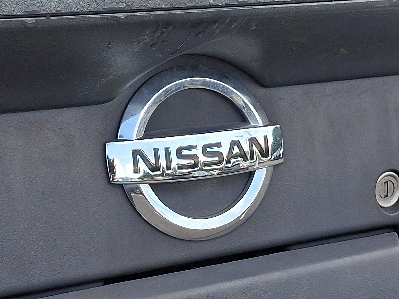 Used 2016 Nissan Frontier SV AWD/4WD image 29