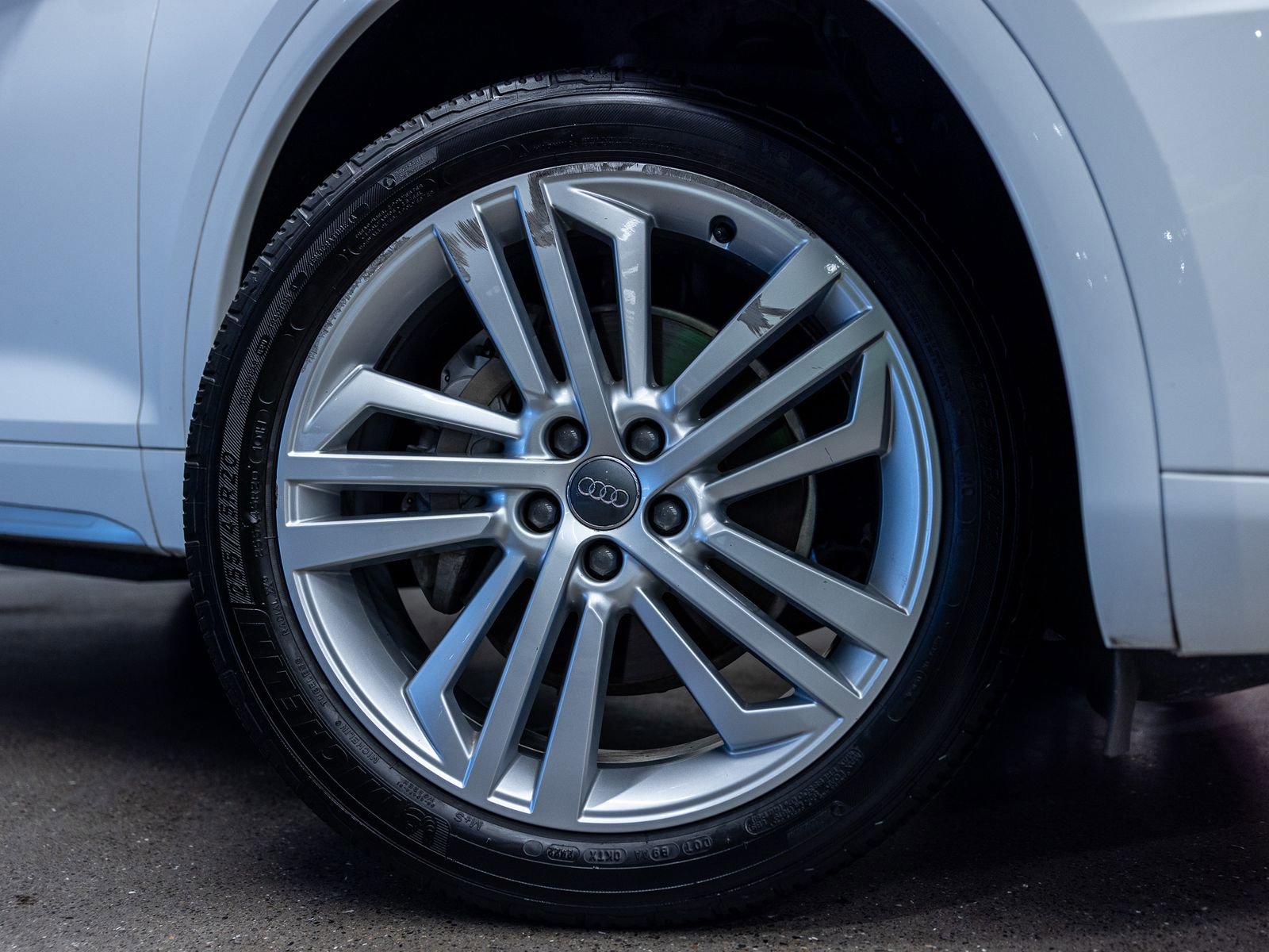 Used 2019 Audi Q5 2.0T Premium Plus w/ Premium Plus Package image 17