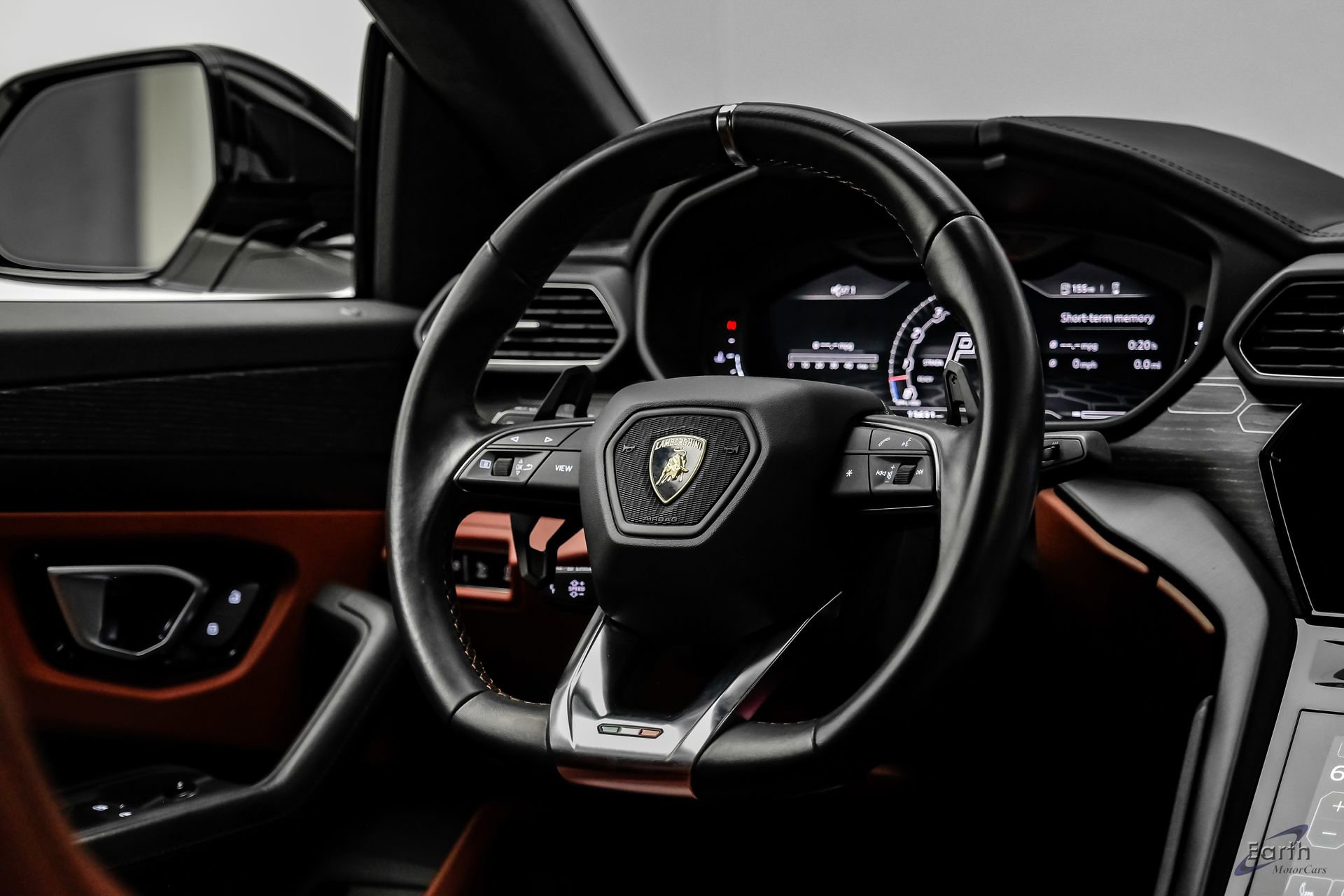 Used 2022 Lamborghini Urus AWD/4WD image 59