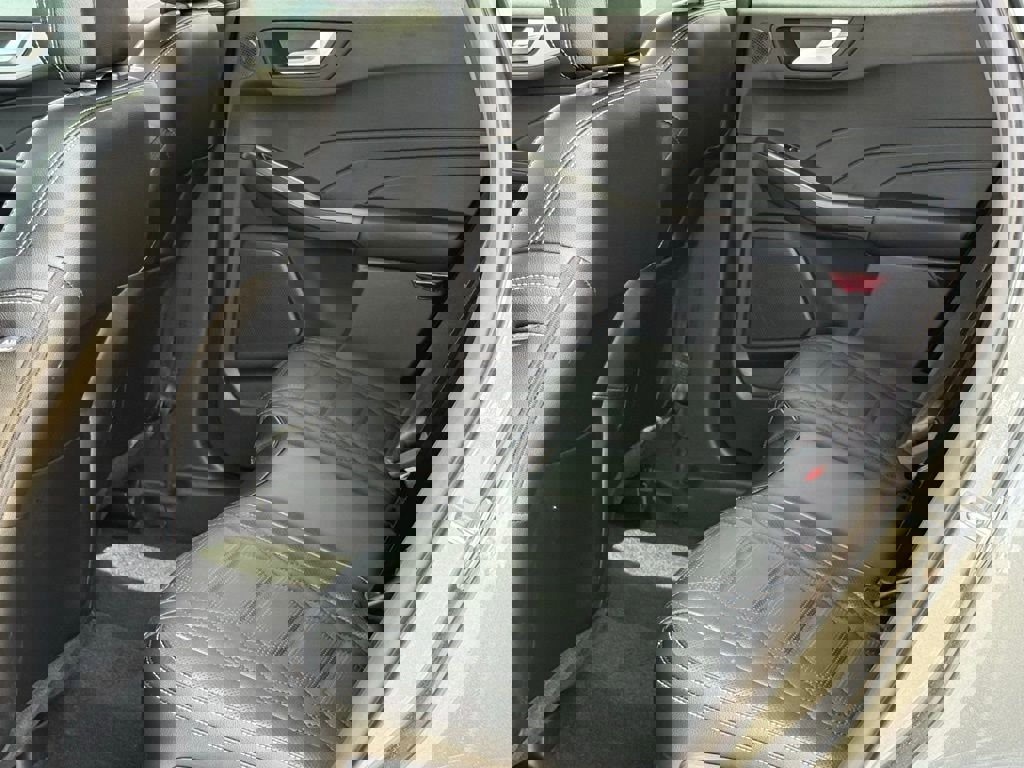 New 2024 Ford Escape SE w/ PHEV Premium Package image 7