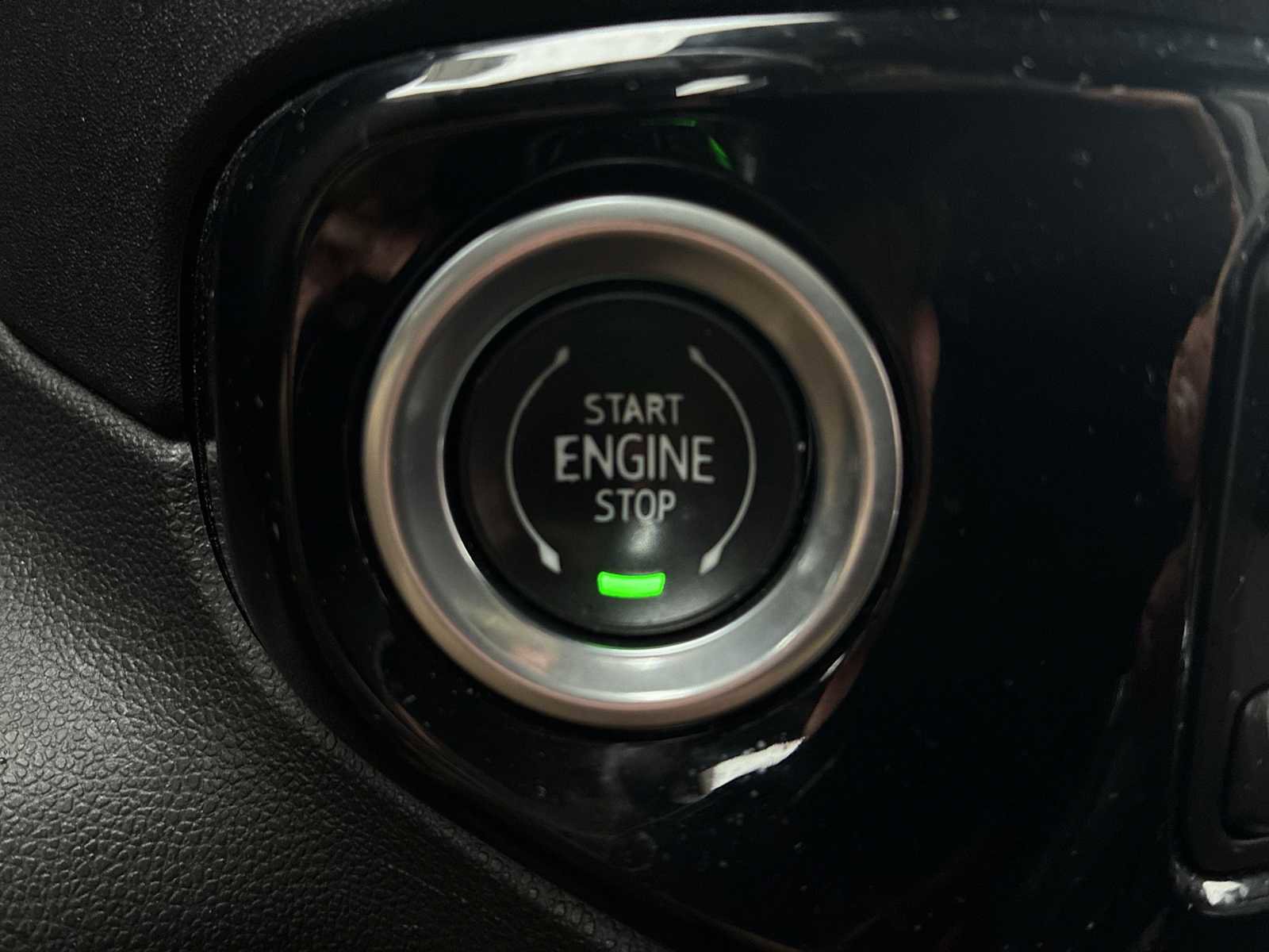 Certified 2022 Chevrolet Silverado 1500 LTZ image 17