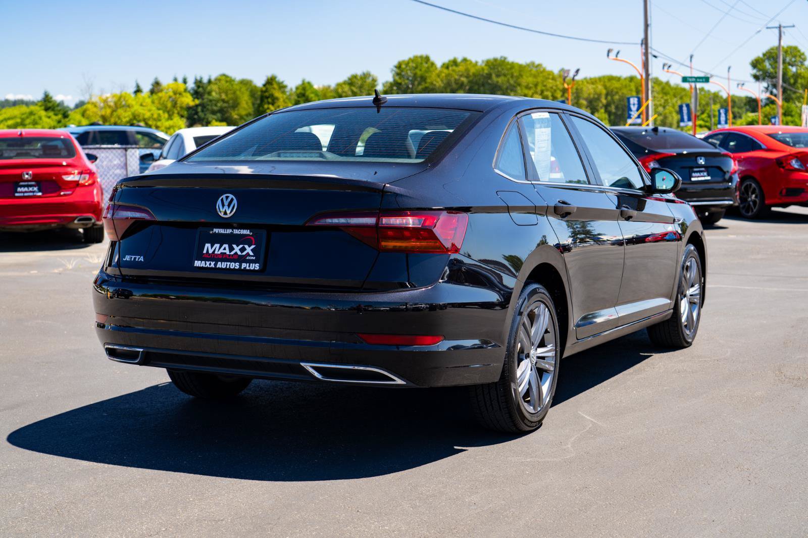 Used 2019 Volkswagen Jetta R-Line FWD image 10