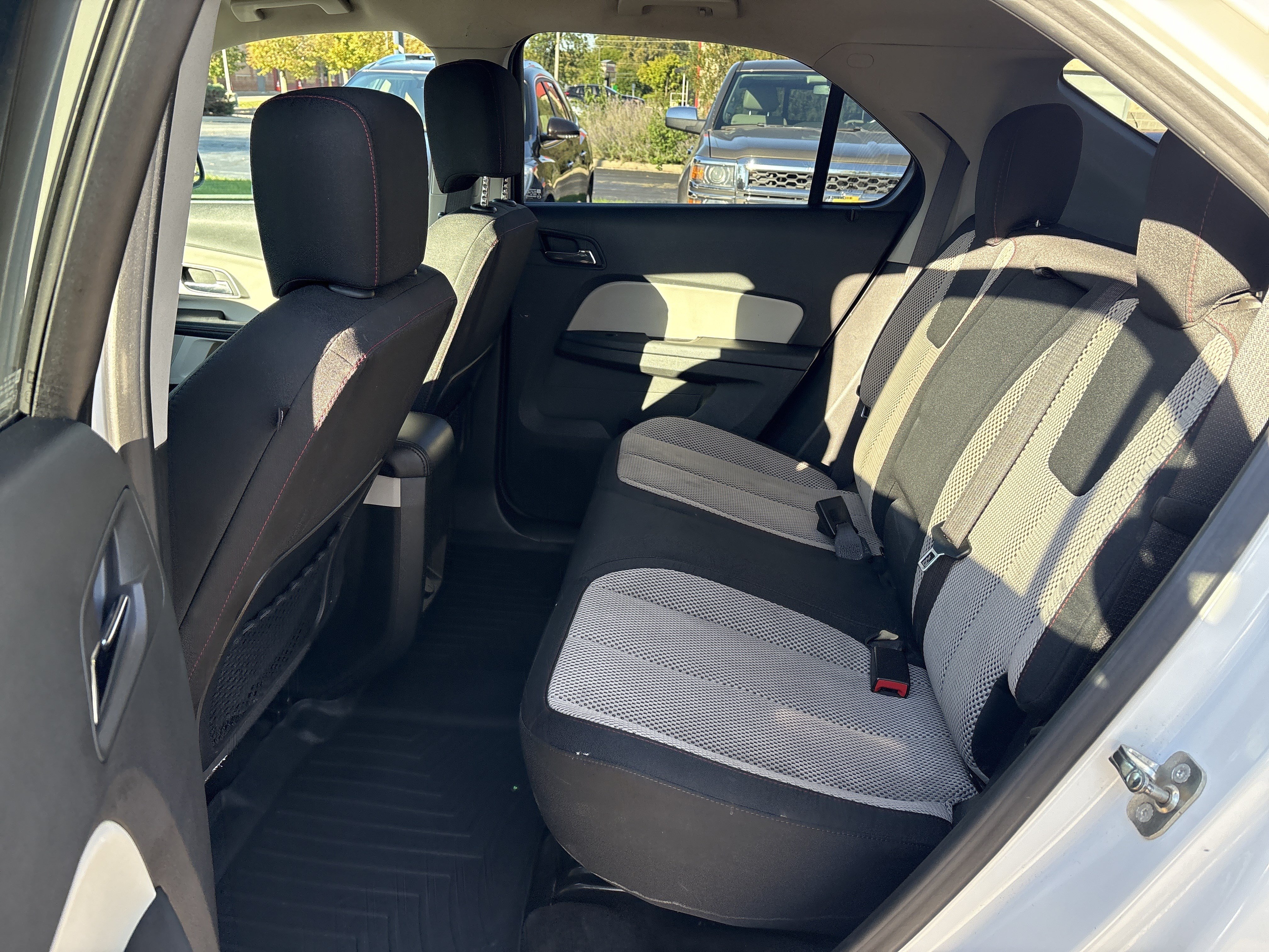 Used 2016 Chevrolet Equinox LT w/ Convenience Package FWD image 13
