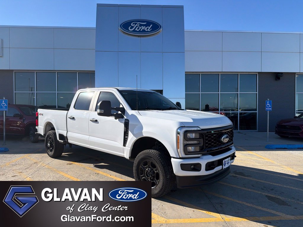 Used 2023 Ford F250 XL w/ STX Appearance Package AWD/4WD image 1