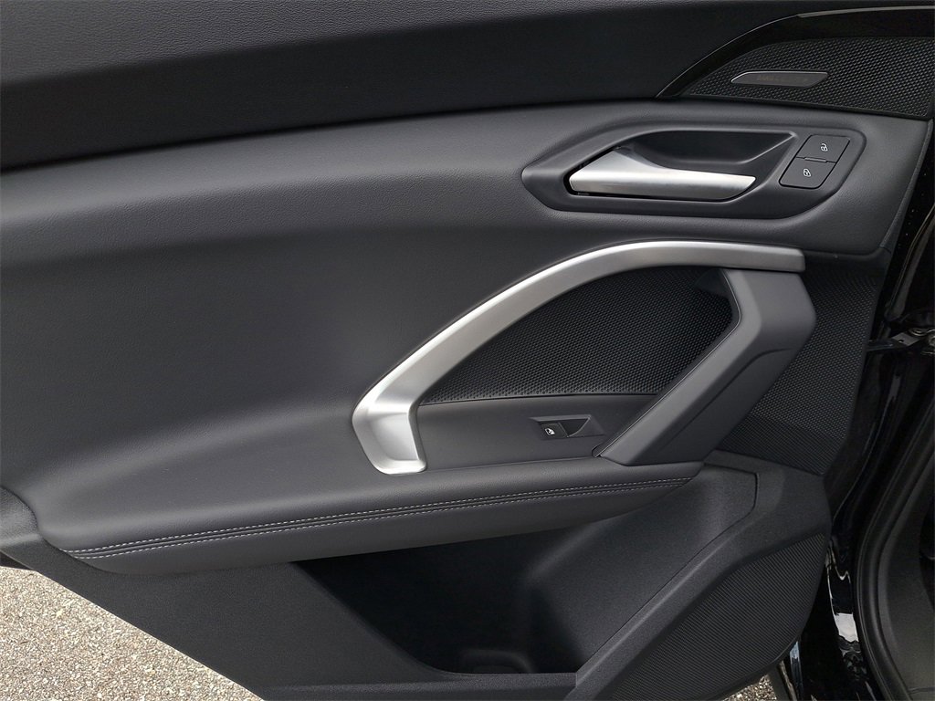 New 2025 Audi Q5 Premium Plus image 29