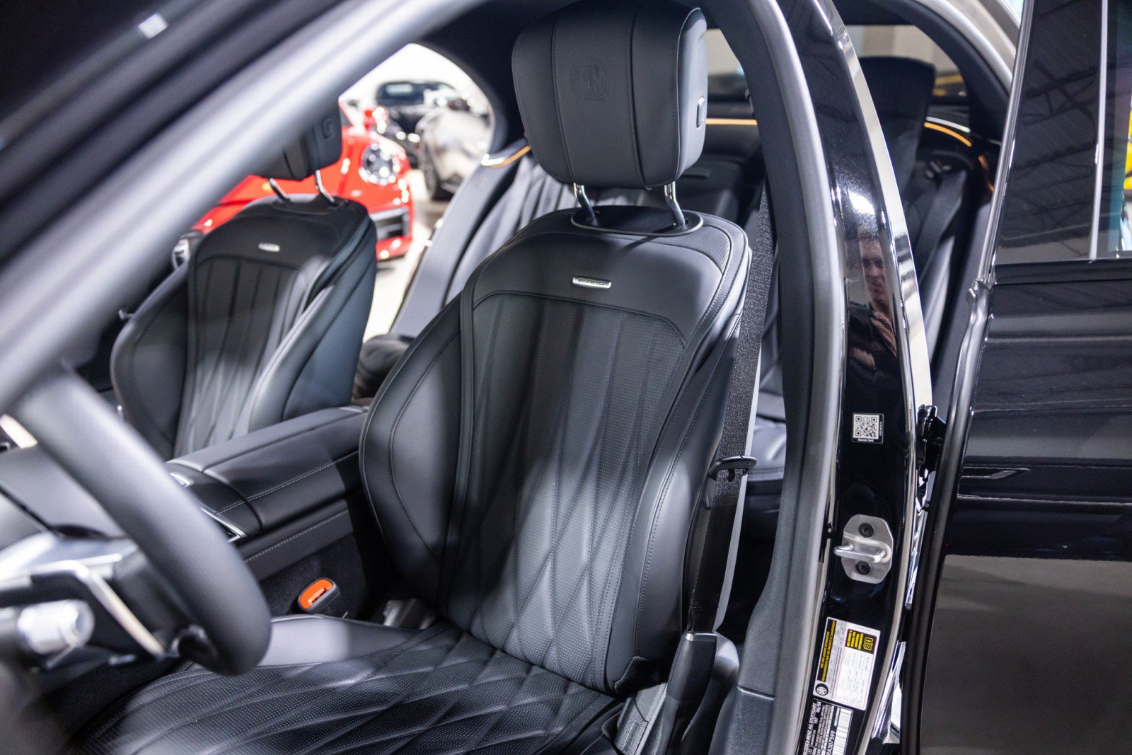 Used 2024 Mercedes-Benz S 63 AMG S w/ AMG Night Package image 36