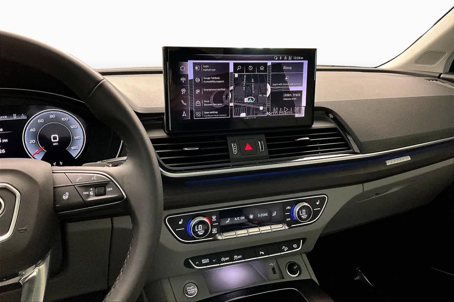 Certified 2025 Audi Q5 2.0T Premium Plus w/ Premium Plus Package AWD/4WD image 7