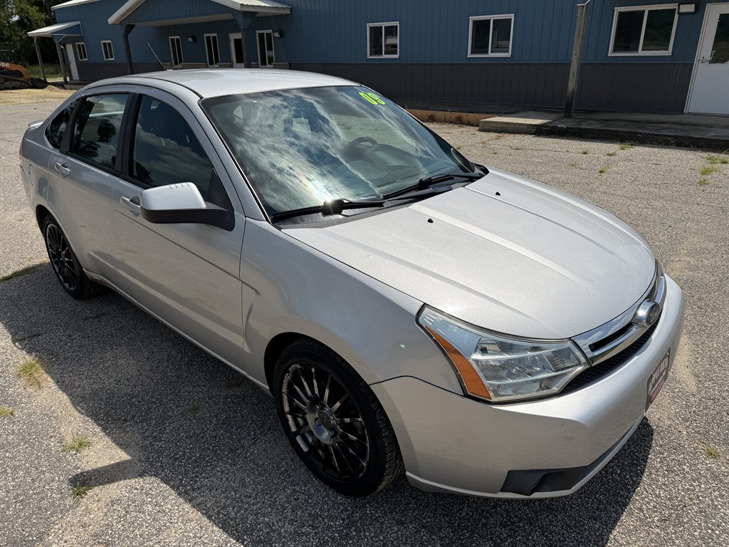 Used 2009 Ford Focus SES FWD image 3