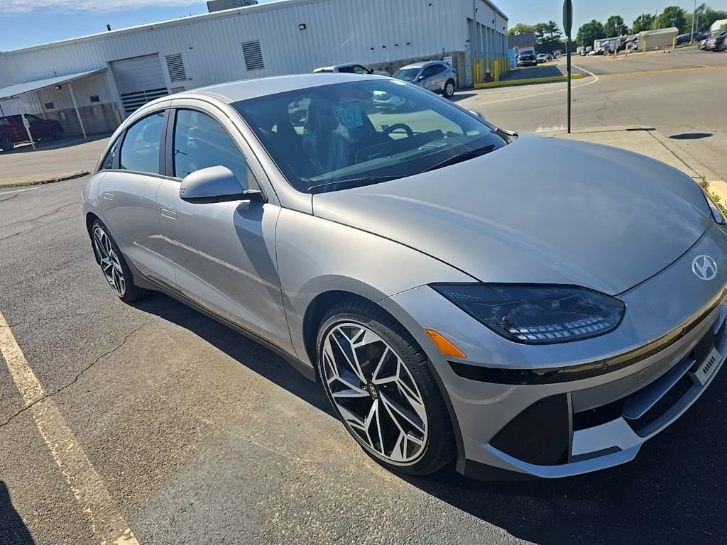 Used 2025 Hyundai Ioniq 6 SEL AWD/4WD image 1