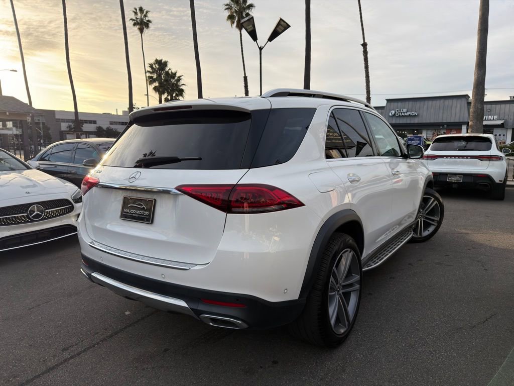 Used 2022 Mercedes-Benz GLE 350 w/ Premium Package image 4
