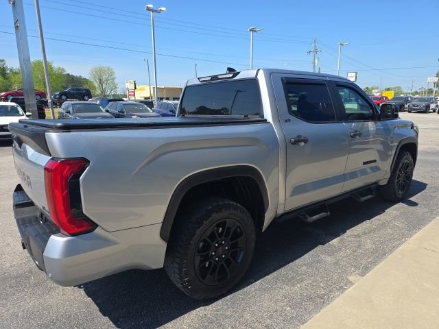Used 2025 Toyota Tundra SR5 w/ SR5 Convenience Package AWD/4WD image 5