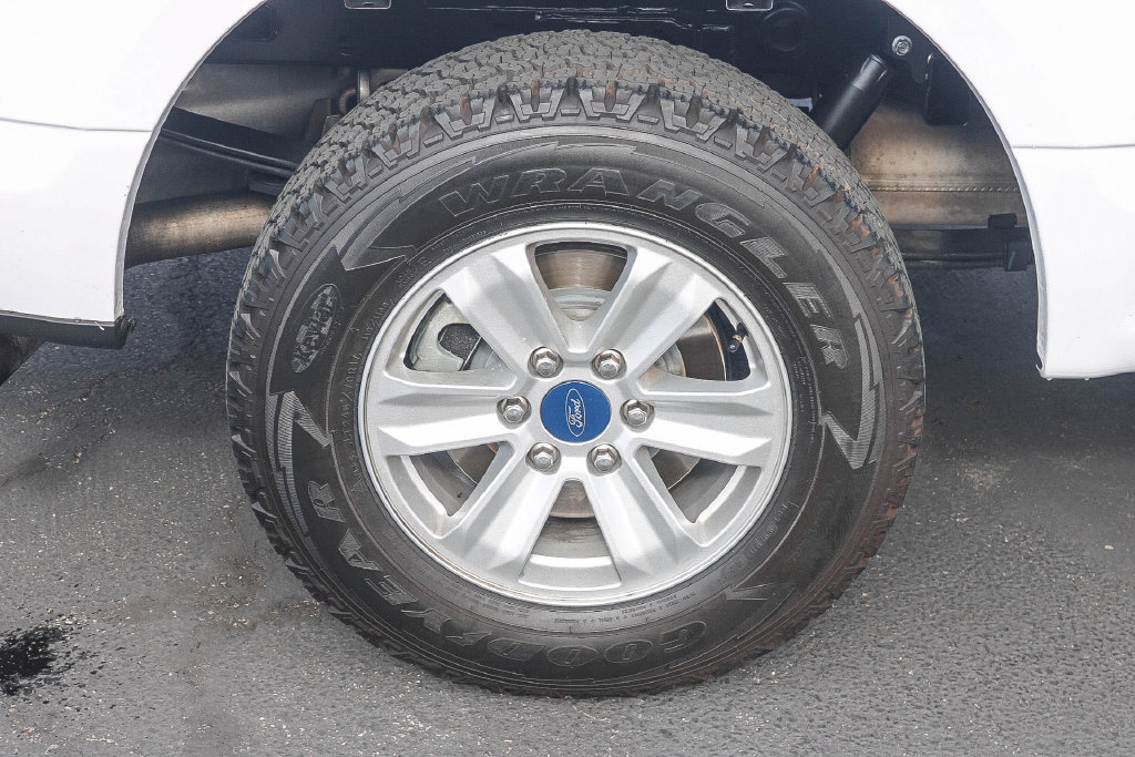 Certified 2020 Ford F150 XL w/ Equipment Group 101A Mid RWD image 11