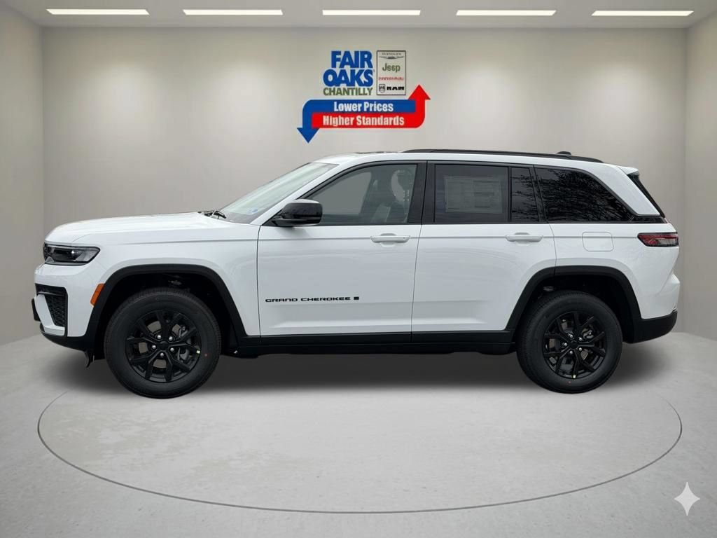 New 2026 Jeep Grand Cherokee Altitude AWD/4WD image 10