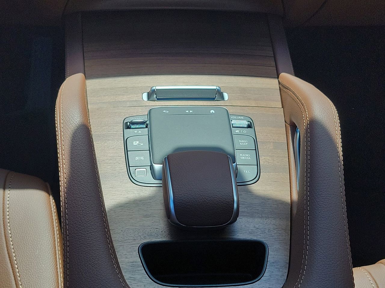 New 2026 Mercedes-Benz GLE 450e 4MATIC image 18