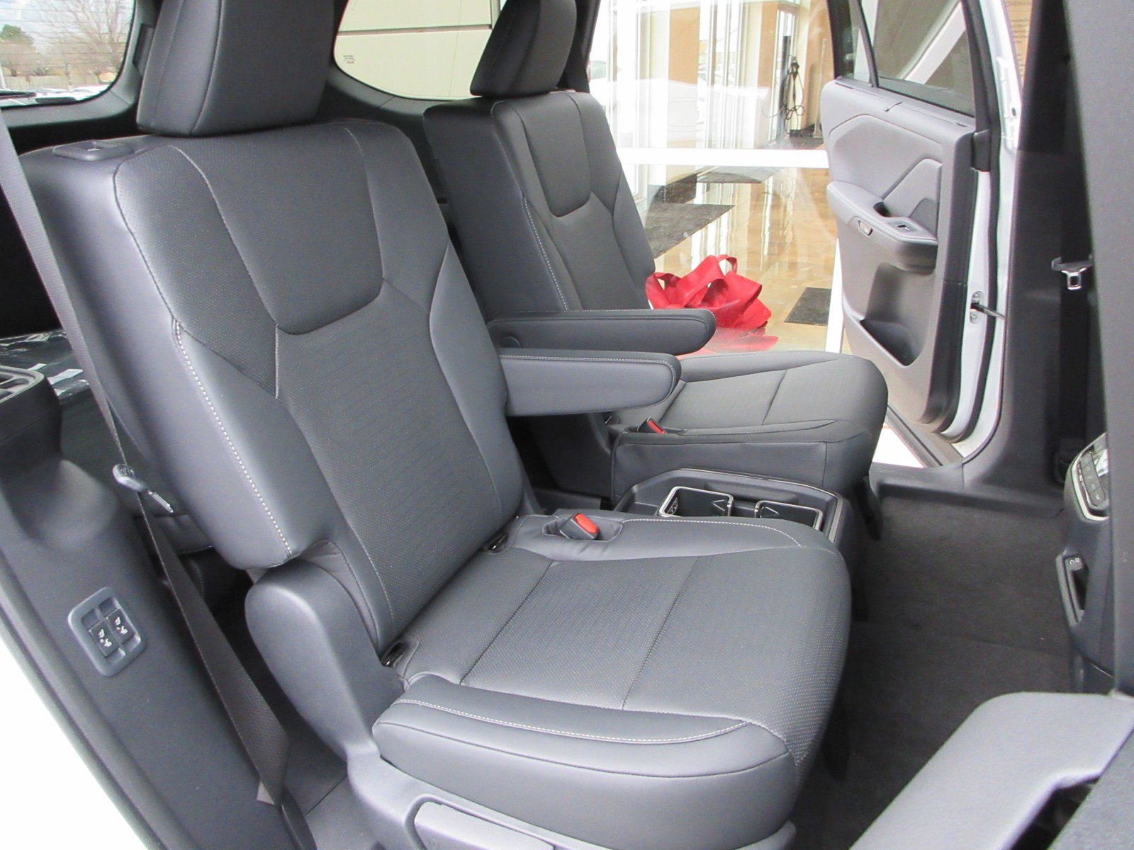 New 2026 Lexus TX 500h AWD image 22