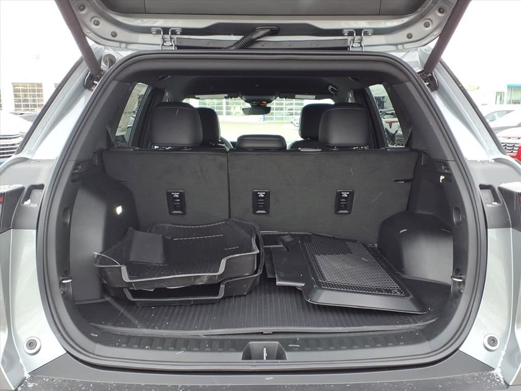 New 2026 Chevrolet Equinox LT w/ Convenience Package II image 8