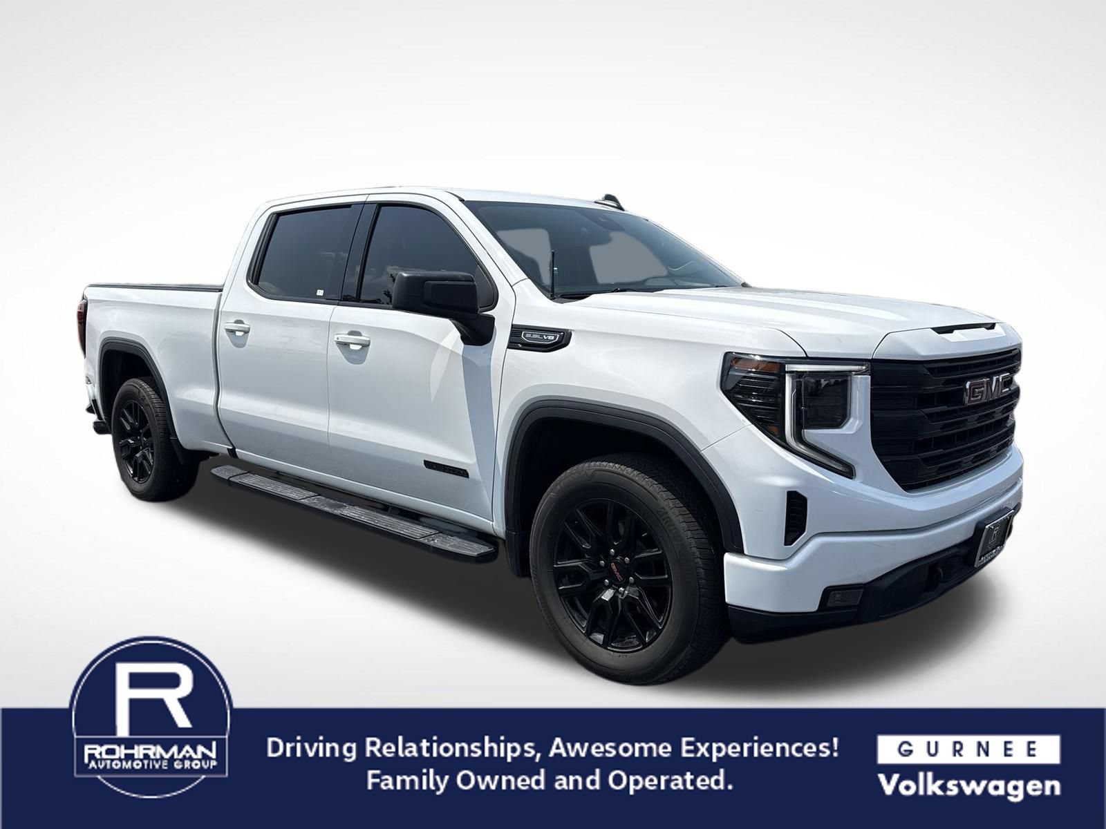 Used 2023 GMC Sierra 1500 Elevation AWD/4WD image 2