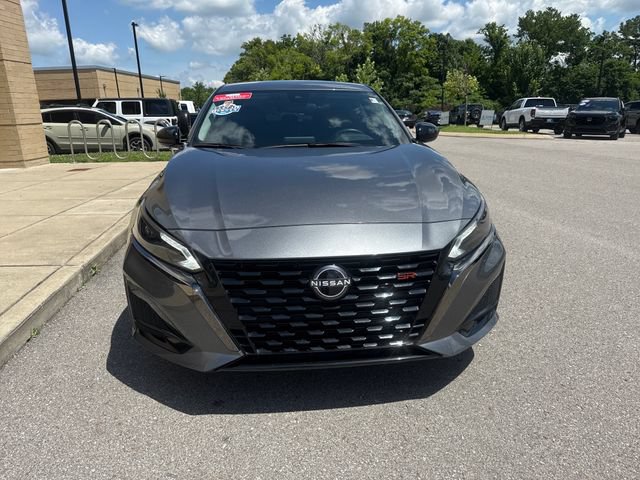 Used 2025 Nissan Altima 2.5 SR AWD/4WD image 7