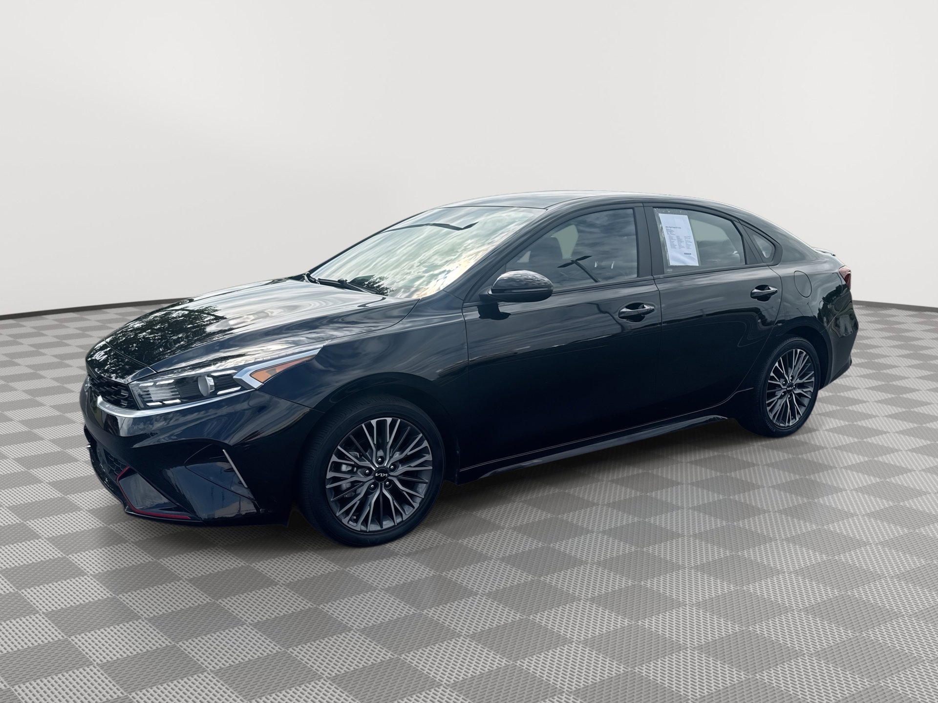 Used 2024 Kia Forte GT-Line FWD video 1