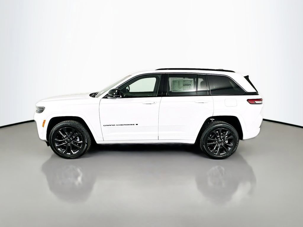 New 2026 Jeep Grand Cherokee Limited Reserve image 4