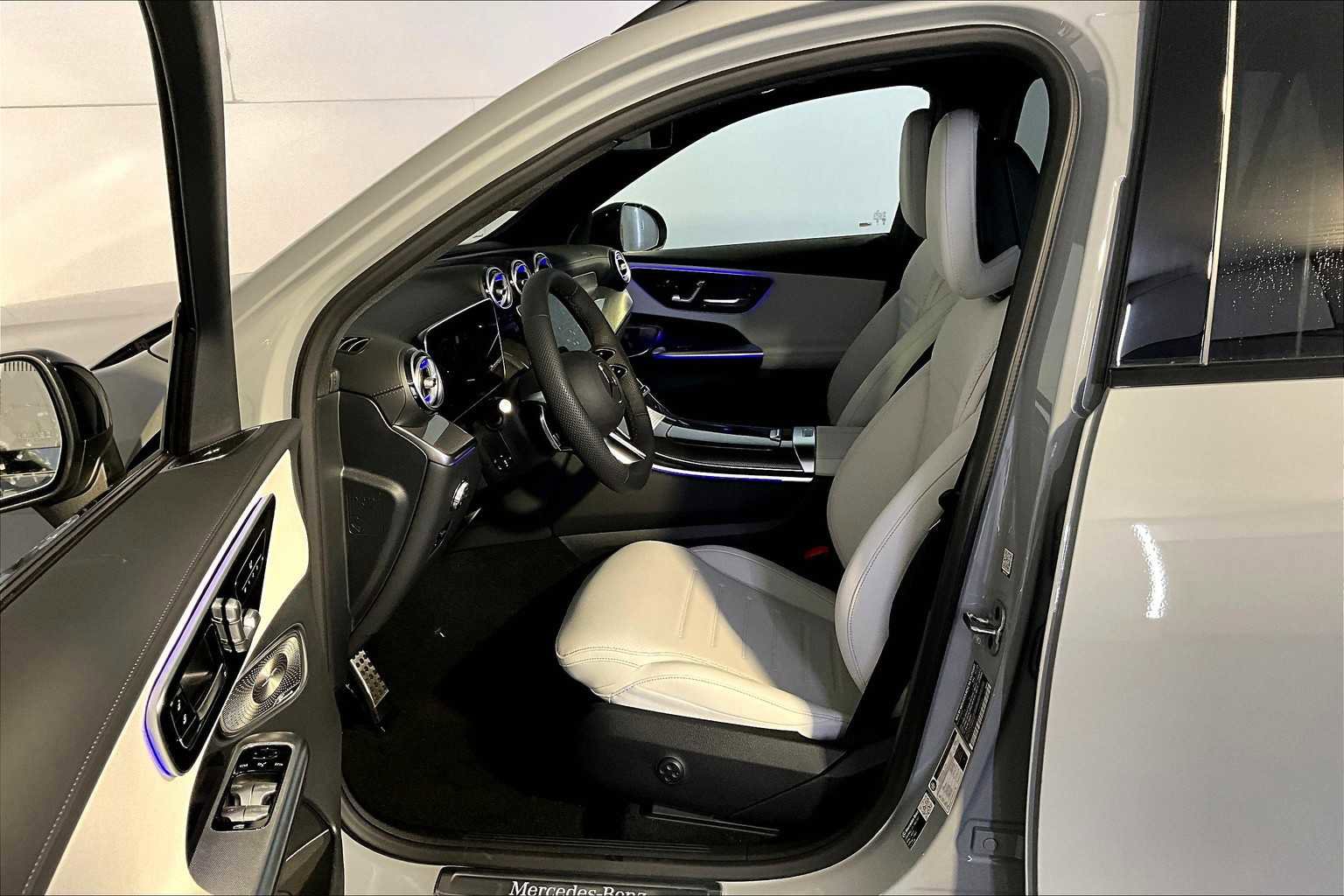 New 2026 Mercedes-Benz GLC 300 4MATIC image 13