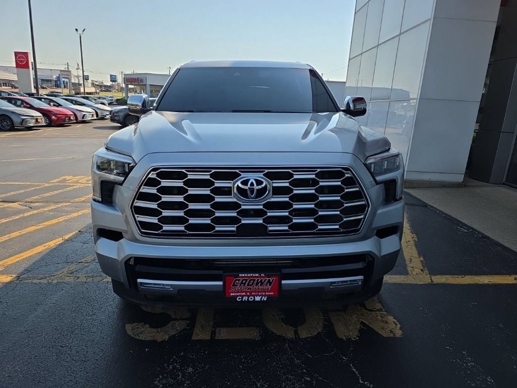 Used 2023 Toyota Sequoia Capstone AWD/4WD image 9