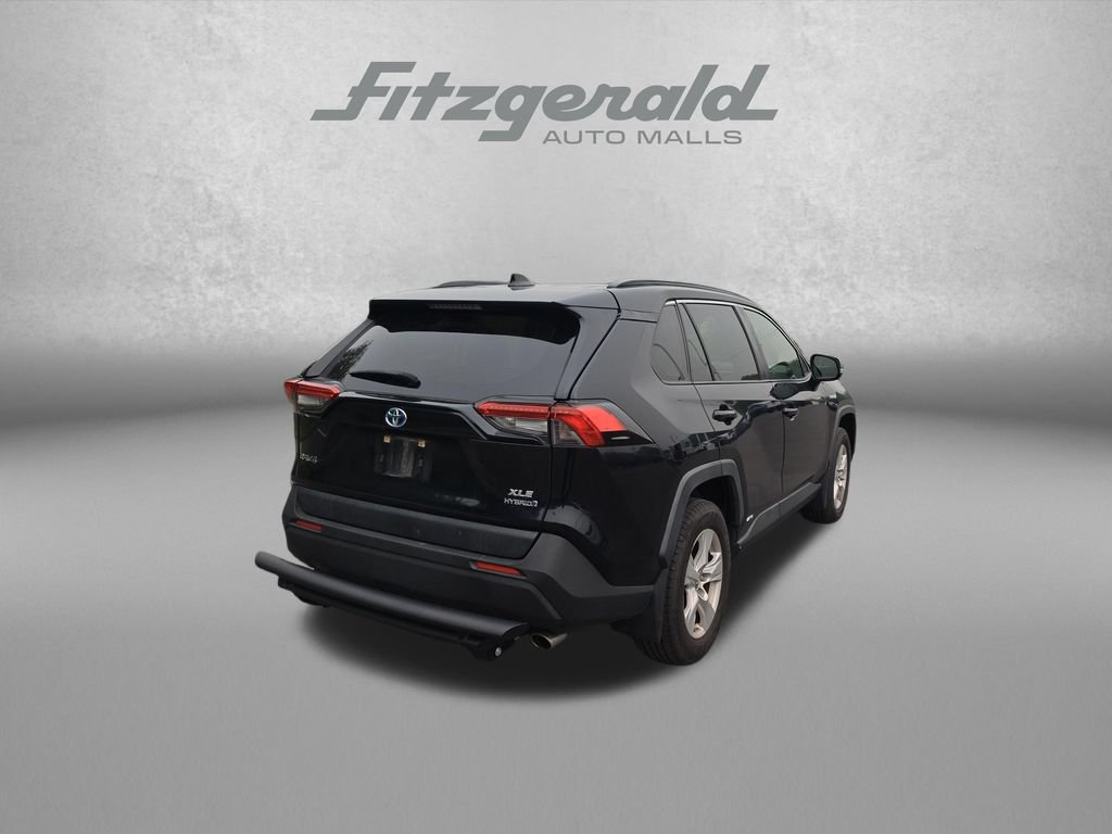 Used 2019 Toyota RAV4 XLE w/ Convenience Package AWD/4WD image 8