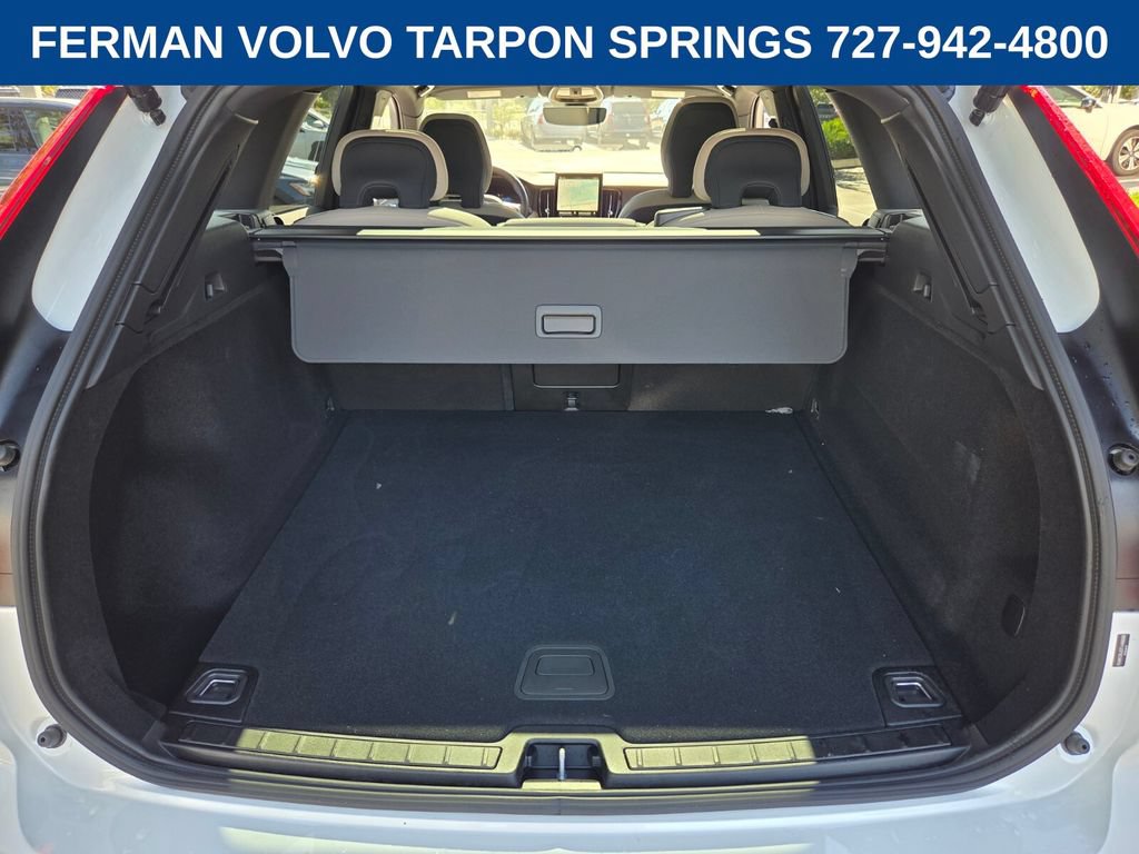 New 2026 Volvo XC60 B5 Core AWD/4WD image 17
