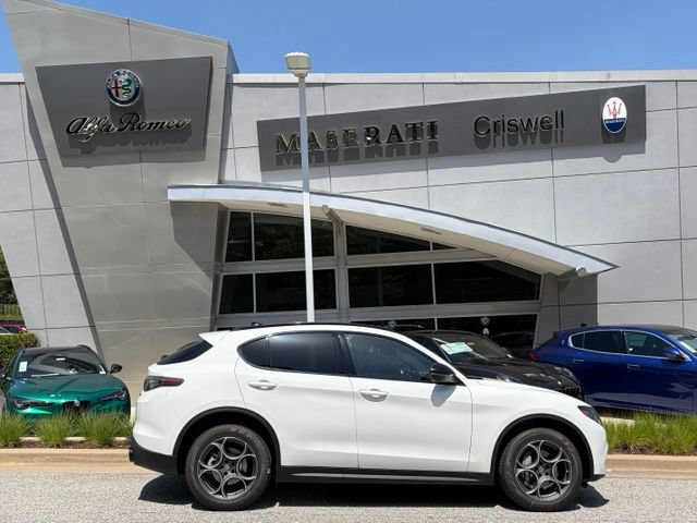 New 2026 Alfa Romeo Stelvio Sprint w/ Convenience Package AWD/4WD image 4