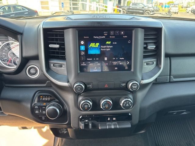 Used 2022 RAM 1500 Big Horn AWD/4WD image 14